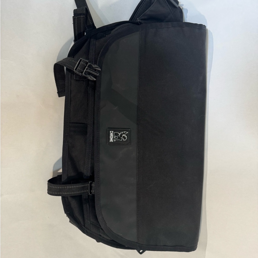 Black Buran III Messenger Bag, NEVER USED